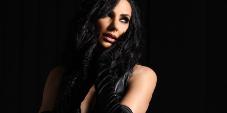 Evgenia – «Πάλι Κομμάτια Θα Γίνω» – Νέο hit single