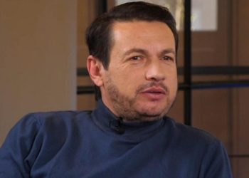 Σταύρος Νικολαΐδης: «Οι γονείς μου δεν θα έπρεπε να είναι ποτέ μαζί»