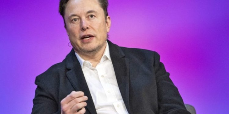 Έλον Μασκ: «Την κατάρρευση του πληθυσμού της βιώνει η Ελλάδα»