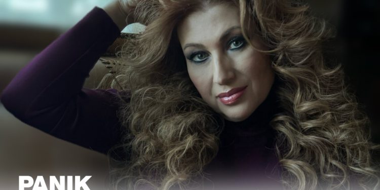 Ερωτική μπαλάντα με τίτλο «Όλα Σου», από την Μαντώ