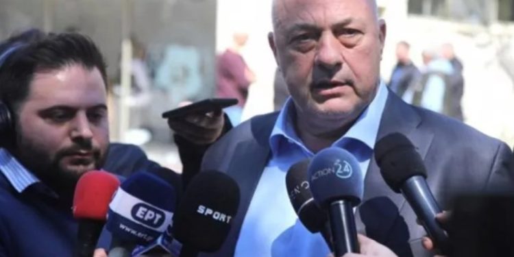 Αχιλλέας Μπέος: Καταγγέλλει τη Ζωή Κωνσταντοπούλου για σεξουαλική παρενόχληση