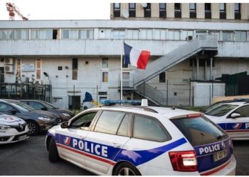 Άνδρας απειλεί να ανατιναχτεί στο ιρανικό προξενείο στο Παρίσι