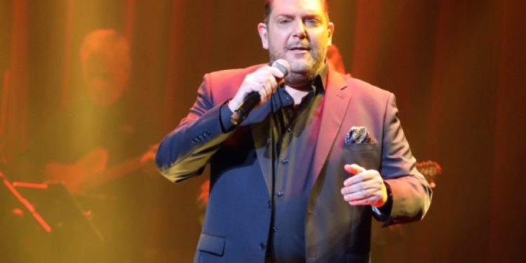 Στέλιος Διονυσίου: «Ο πατέρας μου ήταν αξεπέραστος, μακάρι να κάνω τη μισή καριέρα του»