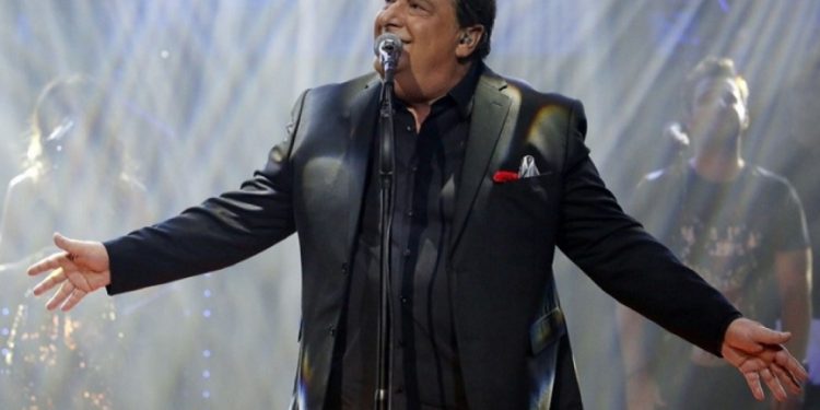 «Καλησπέρα Και Καλή Βραδιά», κυκλοφόρησε το τραγούδι που γράφτηκε για τον Βασίλη Καρρά