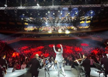 Ο Κωνσταντίνος Αργυρός «μάγεψε» τα πλήθη της Βουλγαρίας