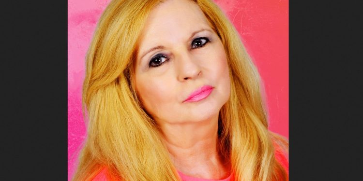 Νέο τραγούδι από την Κορίνα Δαμίγου, «Γιατί Καρδιά Μου»