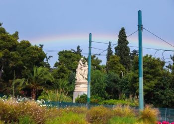 Γουδή: Το σπάνιο τριπλό ουράνιο τόξο