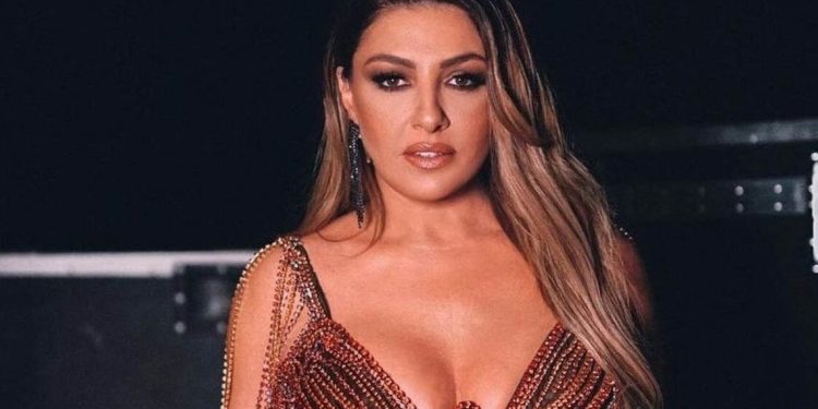 Έλενα Παπαρίζου: H “number one” της Ευρώπης επιστρέφει στη σκηνή της Eurovision!