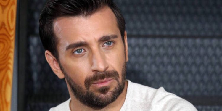 Νέο τραγούδι για τον Θάνο Πετρέλη με τίτλο: «Εγώ Για Σένα Και Εσύ Για Μένα»