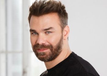 Γιώργος Σαμπάνης: Το νέο του single έχει τίτλο «Ονειροπαρμένος»