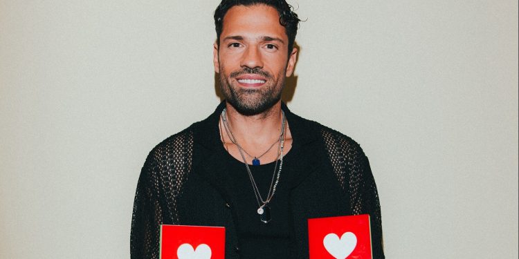 Κωνσταντίνος Αργυρός: «Σας ευχαριστώ που τόσα χρόνια μου δείχνετε την αγάπη σας»