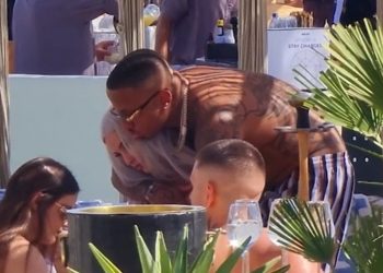 Light: Διακοπές στη Μύκονο με τη σύντροφό του, Άννα Θεοδωρίδη