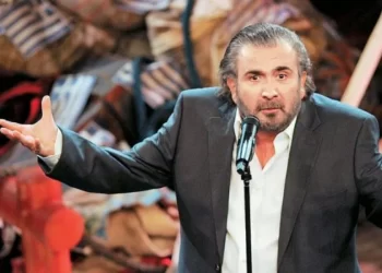 Επιστρέφει στην τηλεόραση ο «μοναδικός» Λάκης Λαζόπουλος
