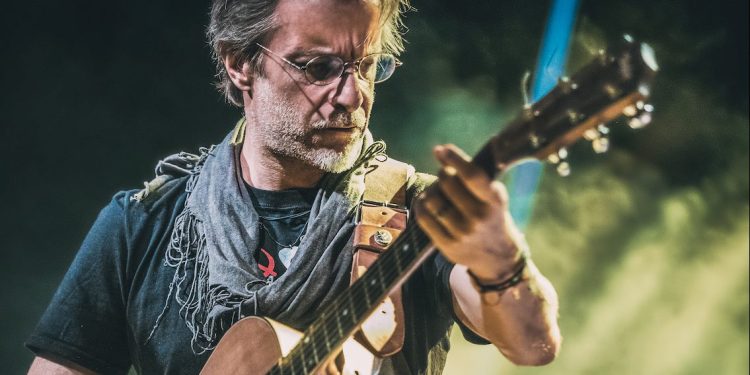 Μίλτος Πασχαλίδης – «Περιπλανώμενο»