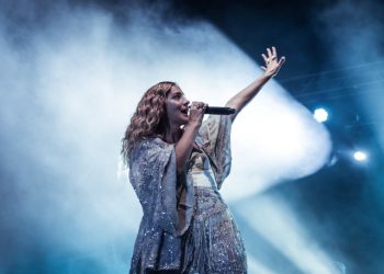 Οι συναυλιακοί σταθμοί της Νατάσσας Μποφίλιου τον Αύγουστο