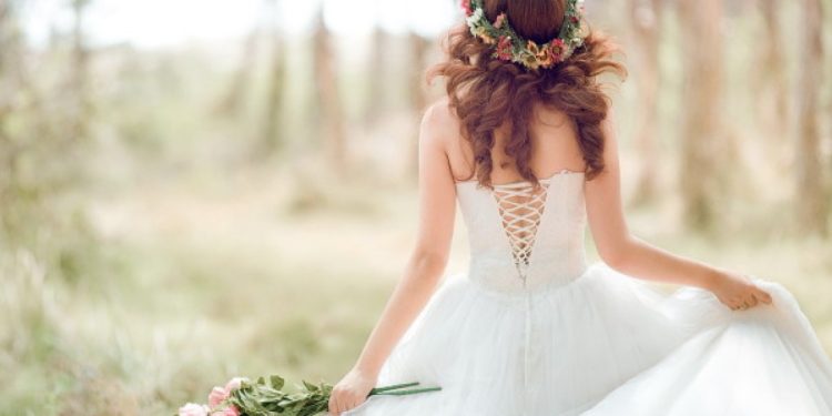 Σοκαριστικό δυστύχημα: Νύφη έπεσε από 15οροφο κτίριο τη νύχτα του γάμου της