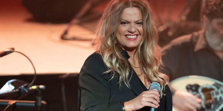 Ελένη Τσαλιγοπούλου: Συναυλία στο Θέατρο Κολωνού με ελεύθερη είσοδο!