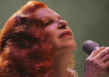 Όταν η Milva τραγούδησε Θάνο Μικρούτσικο