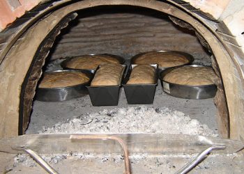 Μάθε πώς βγήκε η φράση «κάποιος φούρνος θα γκρεμίστηκε»