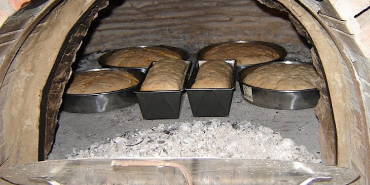 Μάθε πώς βγήκε η φράση «κάποιος φούρνος θα γκρεμίστηκε»