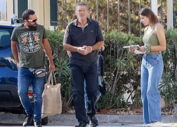 Κρατείται προσωρινά ο καθηγητής πανεπιστημίου που έβαζε φωτιές στη Βάρη