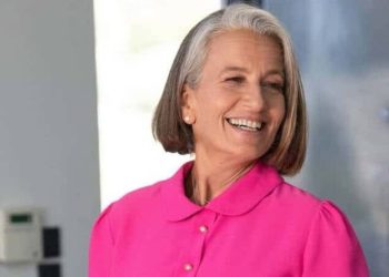 Λουκία Παπαδάκη: «Για να μας αγαπήσουν οι άλλοι πρέπει να αγαπήσουμε τον εαυτό μας»