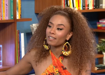 Shaya: Μιλά για τα πρώτα της χρόνια στην Ελλάδα