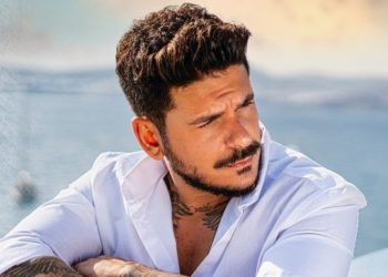 Stan: Ακούστε πρώτοι τα ακυκλοφόρητα τραγούδια του