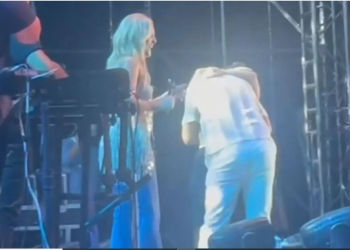 Νατάσα Θεοδωρίδου: Πρόταση γάμου στη συναυλία της