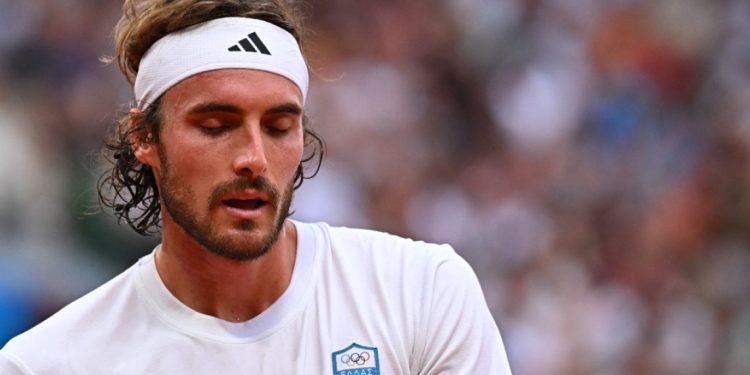 Ο Στέφανος Τσιτσιπάς με ανακοίνωση του έκανε γνωστό ότι ο πατέρας του δεν θα είναι πλέον προπονητής του