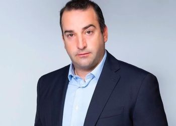 Χάρης Βαφειάς: Ο… γκαζιάρης Έλληνας εφοπλιστής με τα 20 αυτοκίνητα