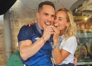 Βασιλική Μιλλούση για Λευτέρη Πετρούνια: «Είσαι σπουδαίος, σ’ ευχαριστώ»