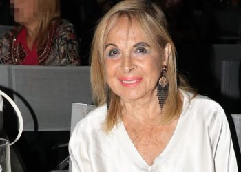 Άννα Φόνσου: «Κουβαλούσα με το γαϊδούρι φρούτα, πριν παντρευτώ»