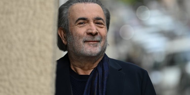 Λάκης Λαζόπουλος: Πότε κάνει πρεμιέρα το «Αλ Τσαντίρι Νιουζ»