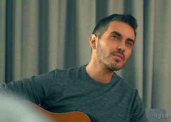 Ο 16χρονος Μιχάλης Χατζηγιάννης στην πρώτη του τηλεοπτική εμφάνιση (video)