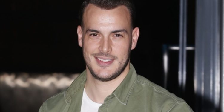 Σάκης Αρσενίου: «Τη γυναίκα δεν τη θέλω ούτε δούλα ούτε σκλάβα»