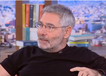 Θοδωρής Αθερίδης: «Πείραζα τον Σταρόβα και έπαθα πρώτος εγώ εγκεφαλικό»