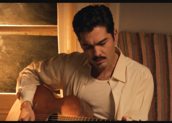 Χρήστος Μάστορας: Εντυπωσιάζει στο νέο τρέιλερ ως Στέλιος Καζαντζίδης (video)