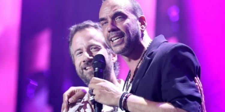 Πάνος Μουζουράκης: «O Κωστής Μαραβέγιας είναι ο νονός της κόρης του»