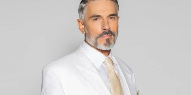 Σταύρος Ζαλμάς: «Η μεγαλύτερη ψευδής φήμη για μένα ήταν ότι έχω AIDS»