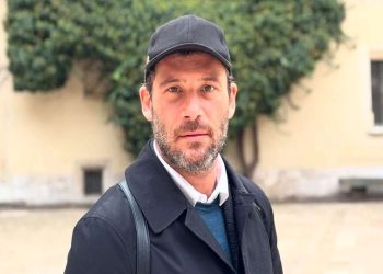 Αντίνοος Αλμπάνης: Τροχαίο για τον ηθοποιό – «Να οδηγείτε προσεκτικά παρακαλώ πολύ…»