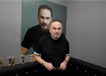 Σταμάτης Γονίδης: «Με την πίστη μου μετακινώ αντικείμενα, έχω το χάρισμα»