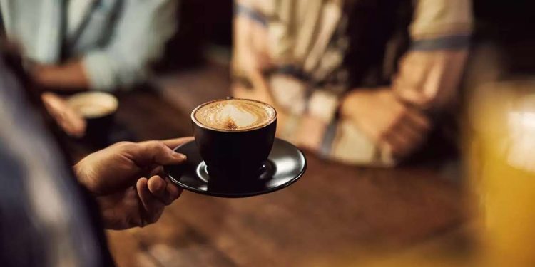 «Έρχεται» νέο μπαράζ αυξήσεων στις τιμές του καφέ, του κακάο και του χυμού πορτοκαλιού