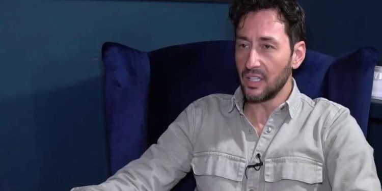 Πάνος Καλίδης: «Υπάρχουν δύο δυνάμεις, το καλό και το κακό»