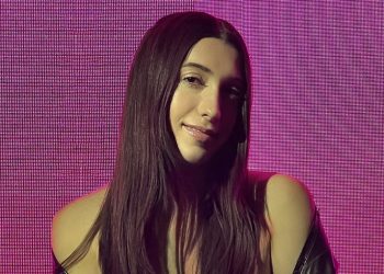 Κατερίνα: Συστήνει τη δική της εκδοχή της διαχρονικής επιτυχίας «Μου Λείπεις»