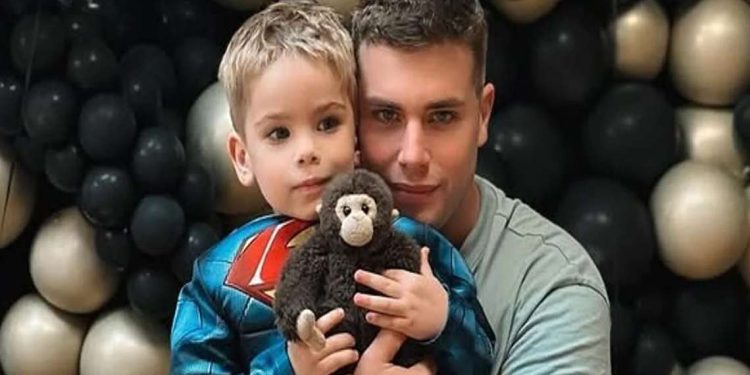 Αλέξανδρος Κοψιάλης: Επικό βίντεο στο TikTok με την αταξία του 3χρονου γιου του
