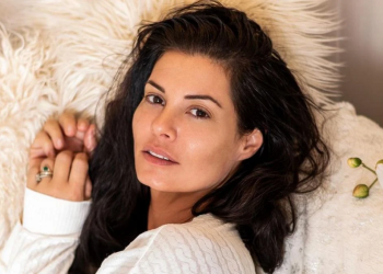 Μαρία Κορινθίου: «Σκέφτομαι να μετακομίσω στο εξωτερικό»