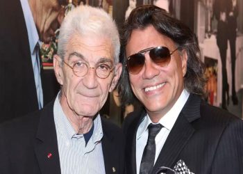 Ηλίας Ψινάκης: Το συγκινητικό «αντίο» στον Γιάννη Μπουτάρη – «Δεν έφυγε, είναι μέσα μου»