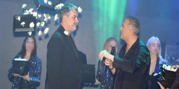 Αντώνης Ρέμος: Το κομμάτι που αφιέρωσε στον Βασίλη Μπισμπίκη