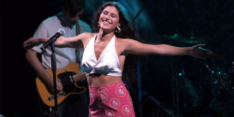 Μαρίνα Σπανού: «Ήθελα να γίνω ηθοποιός αλλά κατάλαβα ότι είμαι γεννημένη να τραγουδάω»